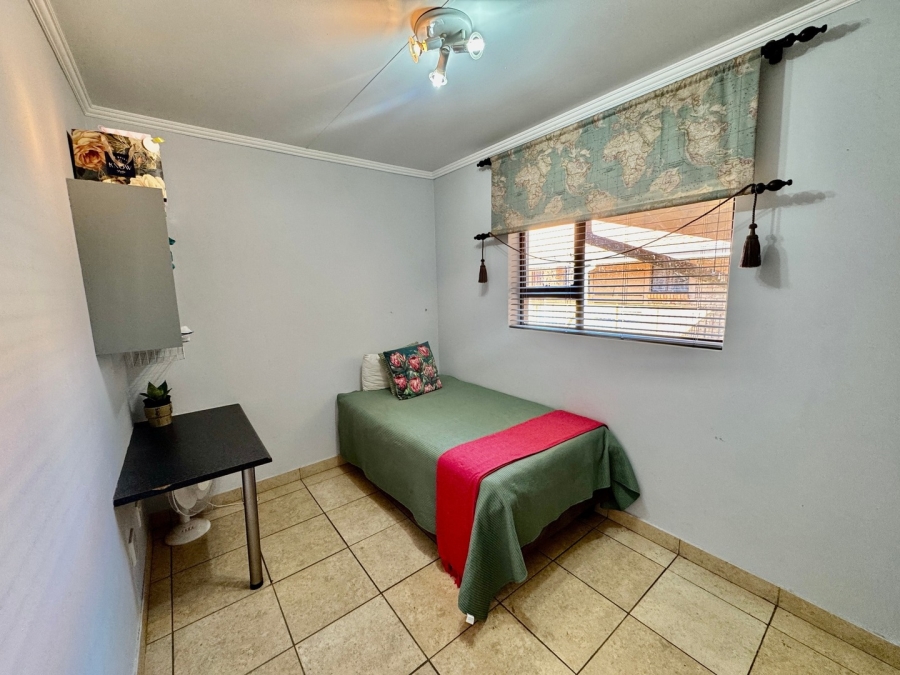 2 Bedroom Property for Sale in Die Bult North West